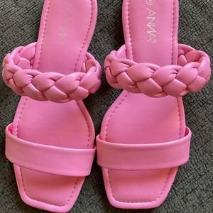 ANNA size 8 braided strap pink sandal